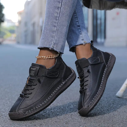 Comfortabele Sneakers met Brede Neus | Licht & Comfortabel - Van Dongen Mode