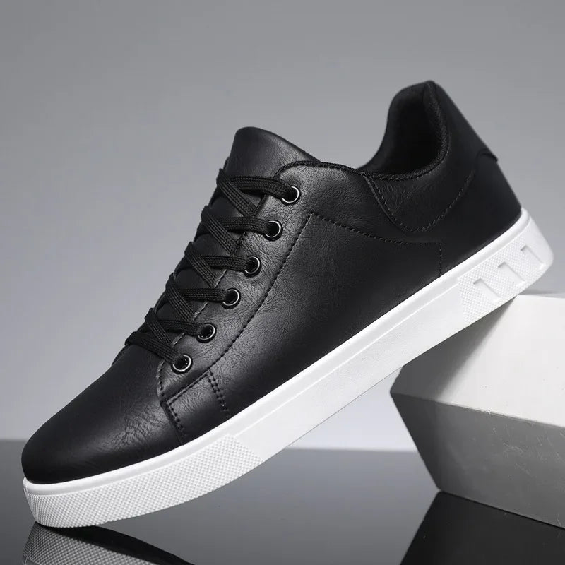 Comfortabele Herenschoenen met Tijdloze Stijl - Van Dongen Mode