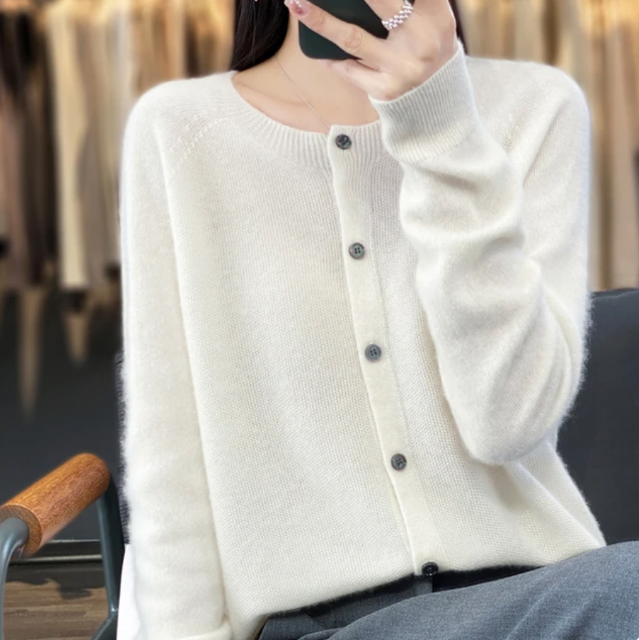 Elegante Knoopjes Cardigan - Van Dongen Mode