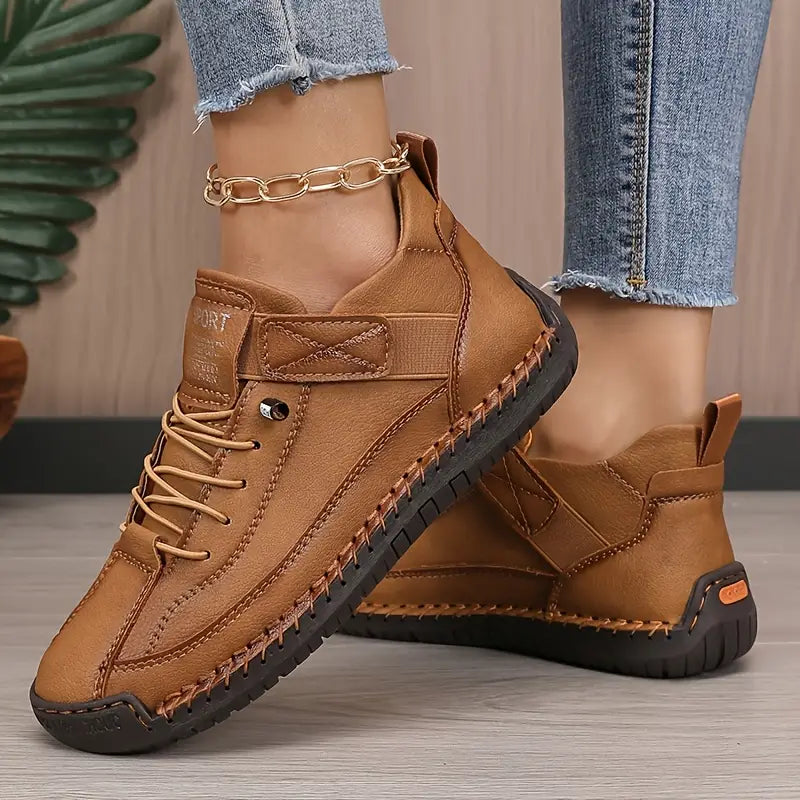 Comfortabele Sneakers met Brede Neus | Licht & Comfortabel - Van Dongen Mode