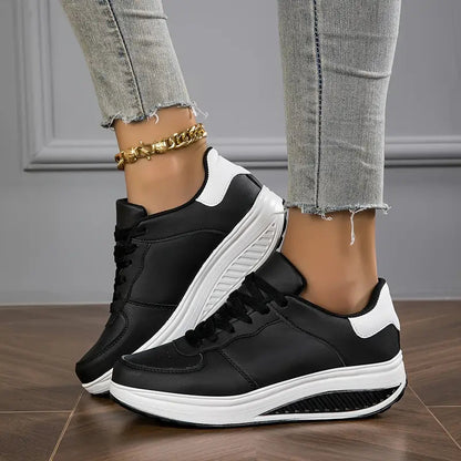 Ademende sneakers voor dames - Van Dongen Mode