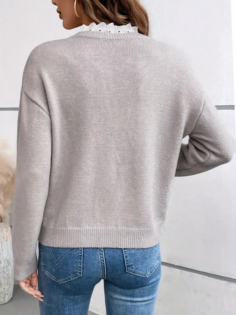 Chique Gebreide Trui met Elegante Kantkraag - Van Dongen Mode
